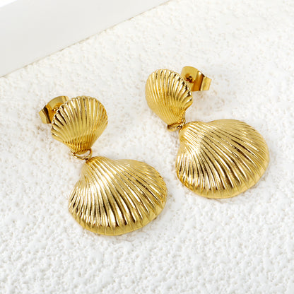 Seashell Gold Earrings